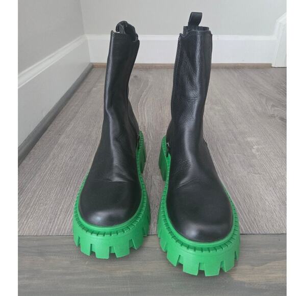 New Steve Madden Chunky Green Lug Sole Chelsea Boots size 39 - Picture 4 of 6